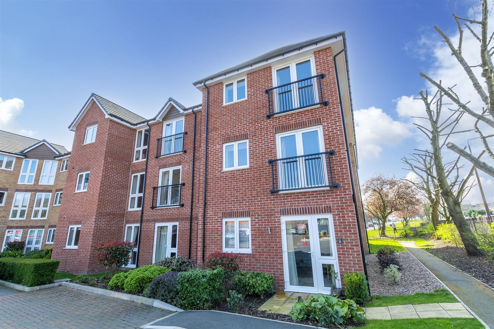 Hickings Lane, Stapleford Robert Ellis Estate Agents